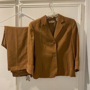 Pant Suite- 8 petite